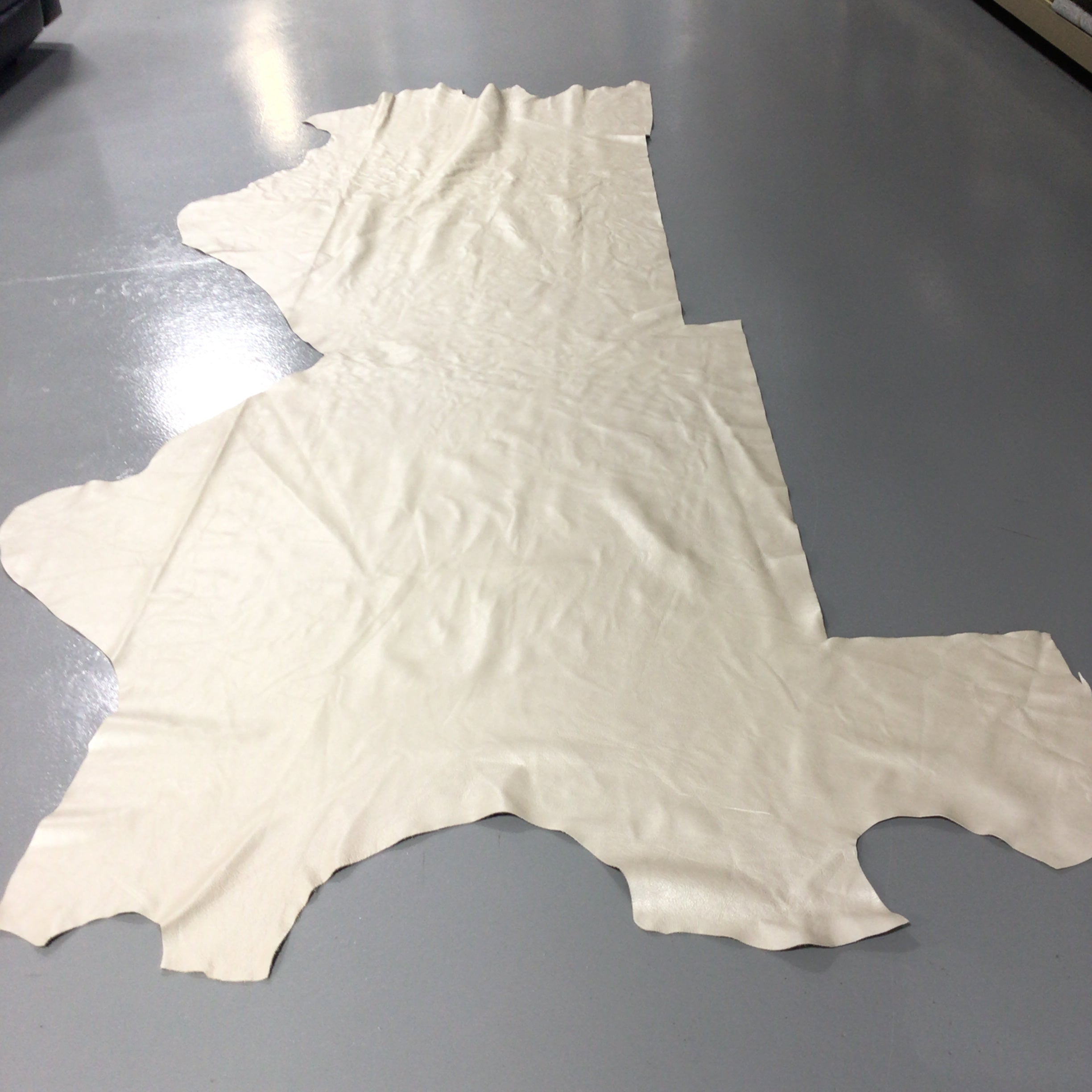 Ivory Pearl Leather Hide Upholstery Remnant